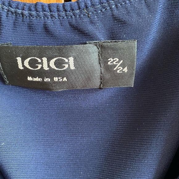 Worn only a few times for performing. POCKETS!!!!! - Picture 2 of 7